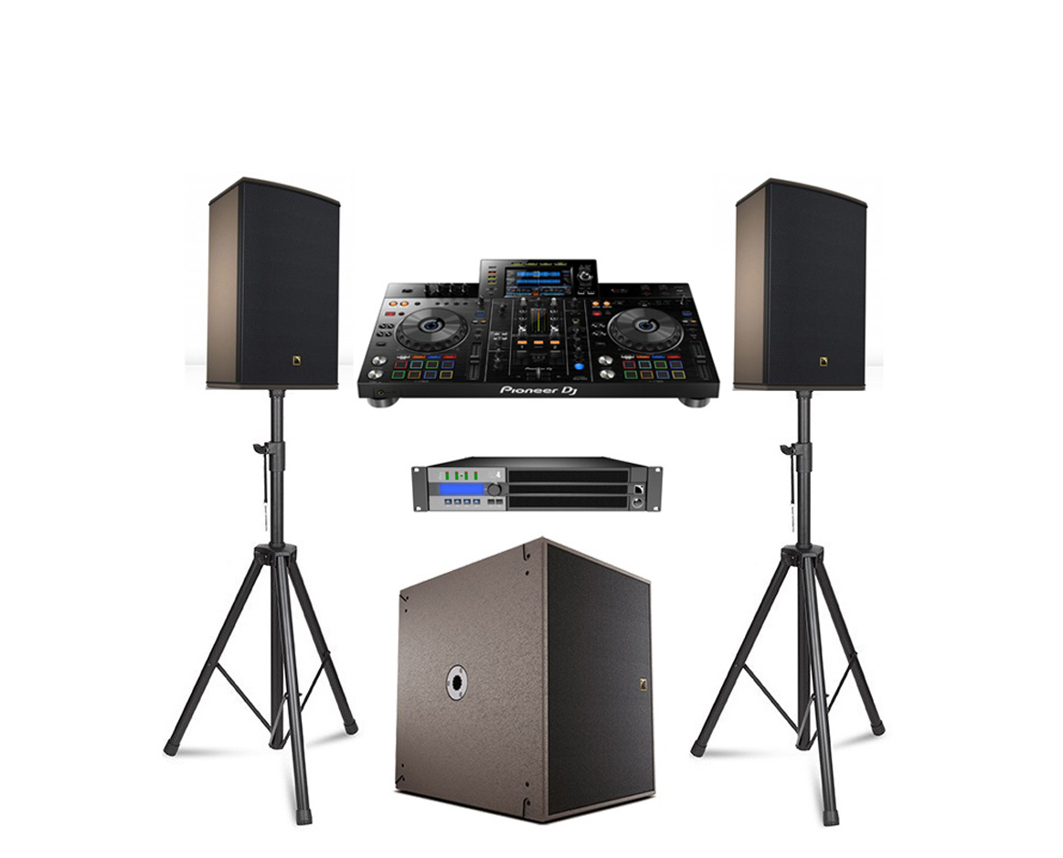 <span style="font-weight: bold;">L'Acoustics DJ</span>