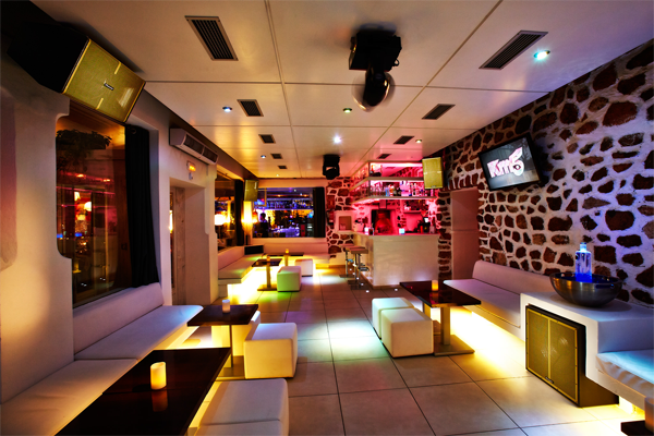 Караоке бари&nbsp;